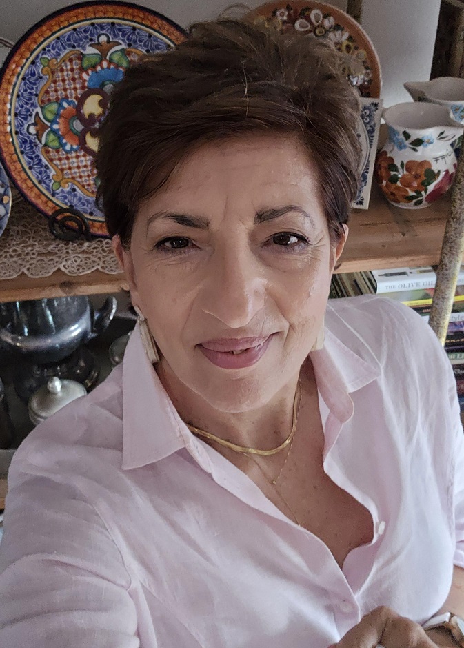 Daila C