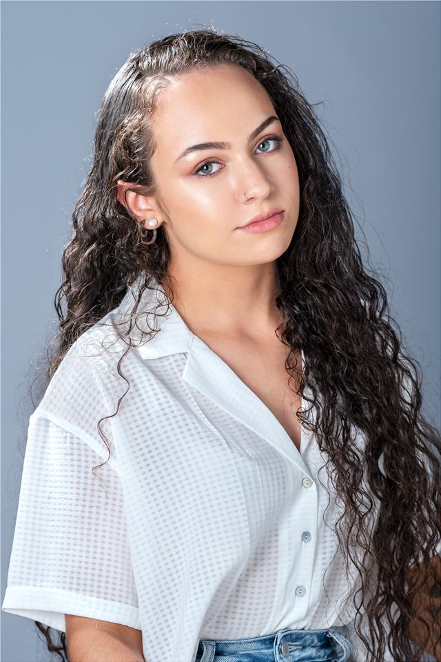 Zani R